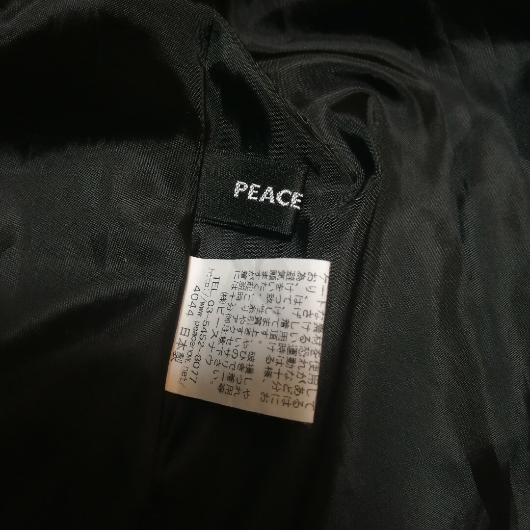 PEACE NOW(ピースナウ)のピースナウ　屍鬼　コラボワンピース　イチゴ柄　黒×赤 レディースのワンピース(ひざ丈ワンピース)の商品写真