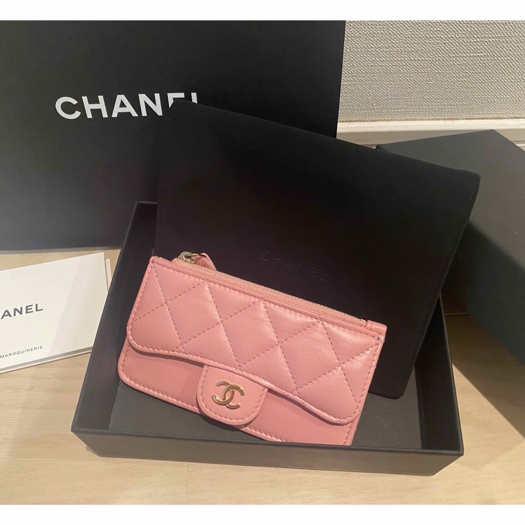 新品】シャネル❣️フラグメントケース ミニ財布❣️ピンク 新品】シャネル❣️フラグメントケース ミニ財布❣️ピンク