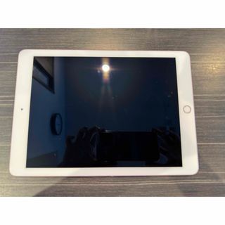 アイパッド(iPad)のiPad pro 9.7インチ　32GB   (タブレット)