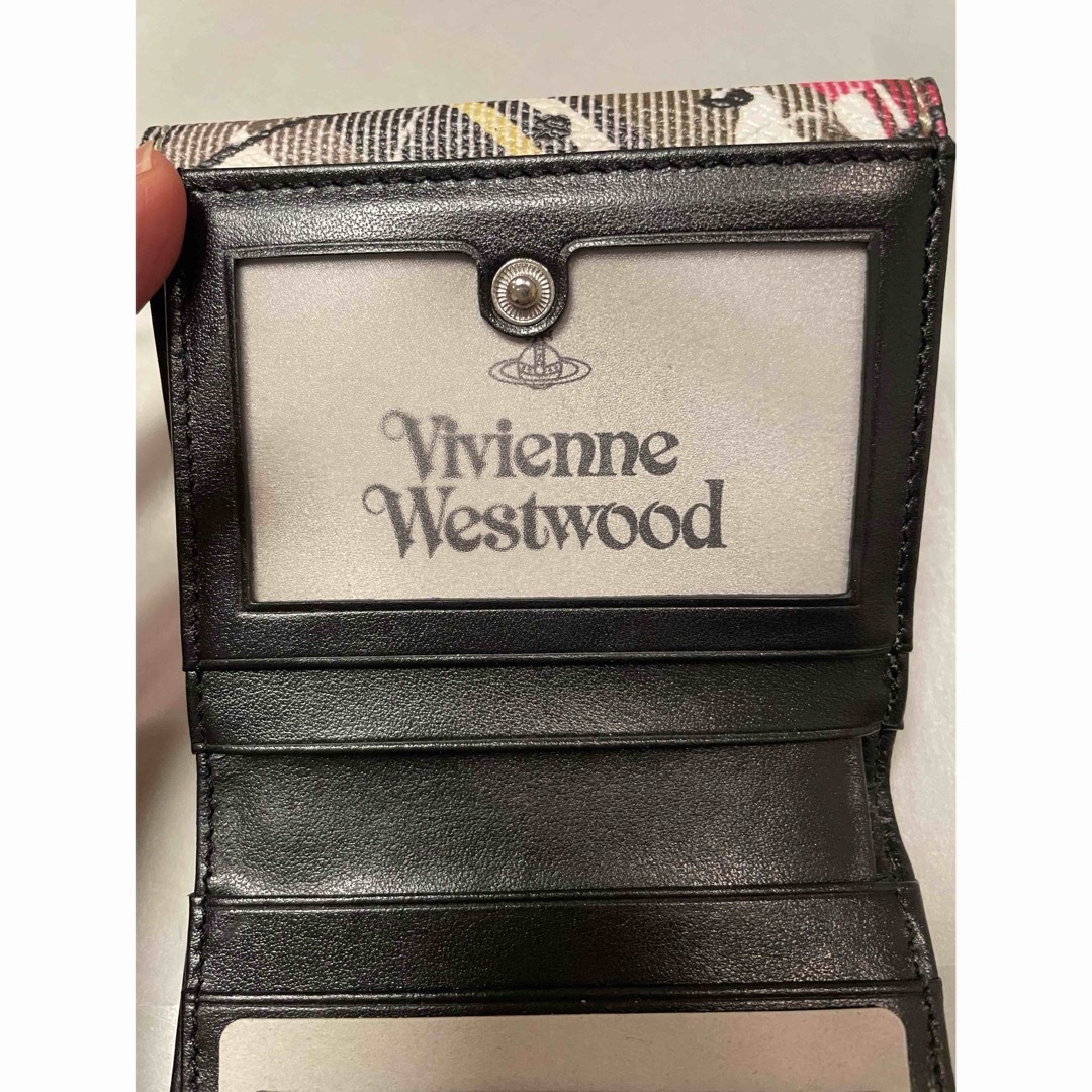 Vivienne Westwood(ヴィヴィアンウエストウッド)のヴィヴィアンウエストウッド　二つ折り財布  レディースのファッション小物(財布)の商品写真