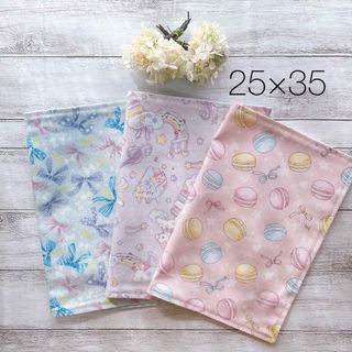 ランチョンマット　25×35   女の子　ゆめかわ　ユニコーン　マカロン　リボン(外出用品)