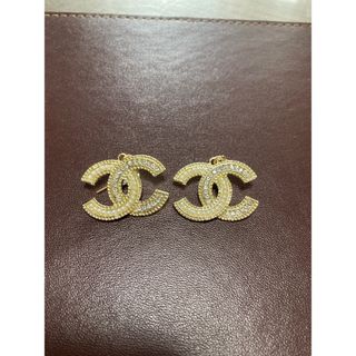 シャネル(CHANEL)のCHANEL  パールピアス　ゴールド(ピアス)