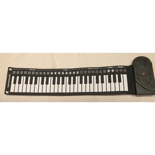 【中古】ロールアップピアノ 49鍵盤 ポータブル 折りたたみ式 内蔵スピーカー(電子ピアノ)