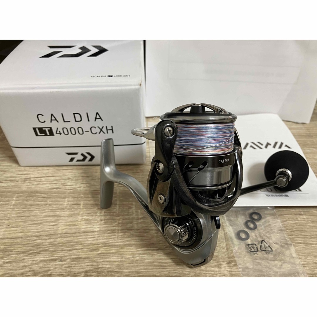 DAIWA(ダイワ)のダイワ Daiwa リール 18カルディア LT 4000－CXH スピニング スポーツ/アウトドアのフィッシング(リール)の商品写真