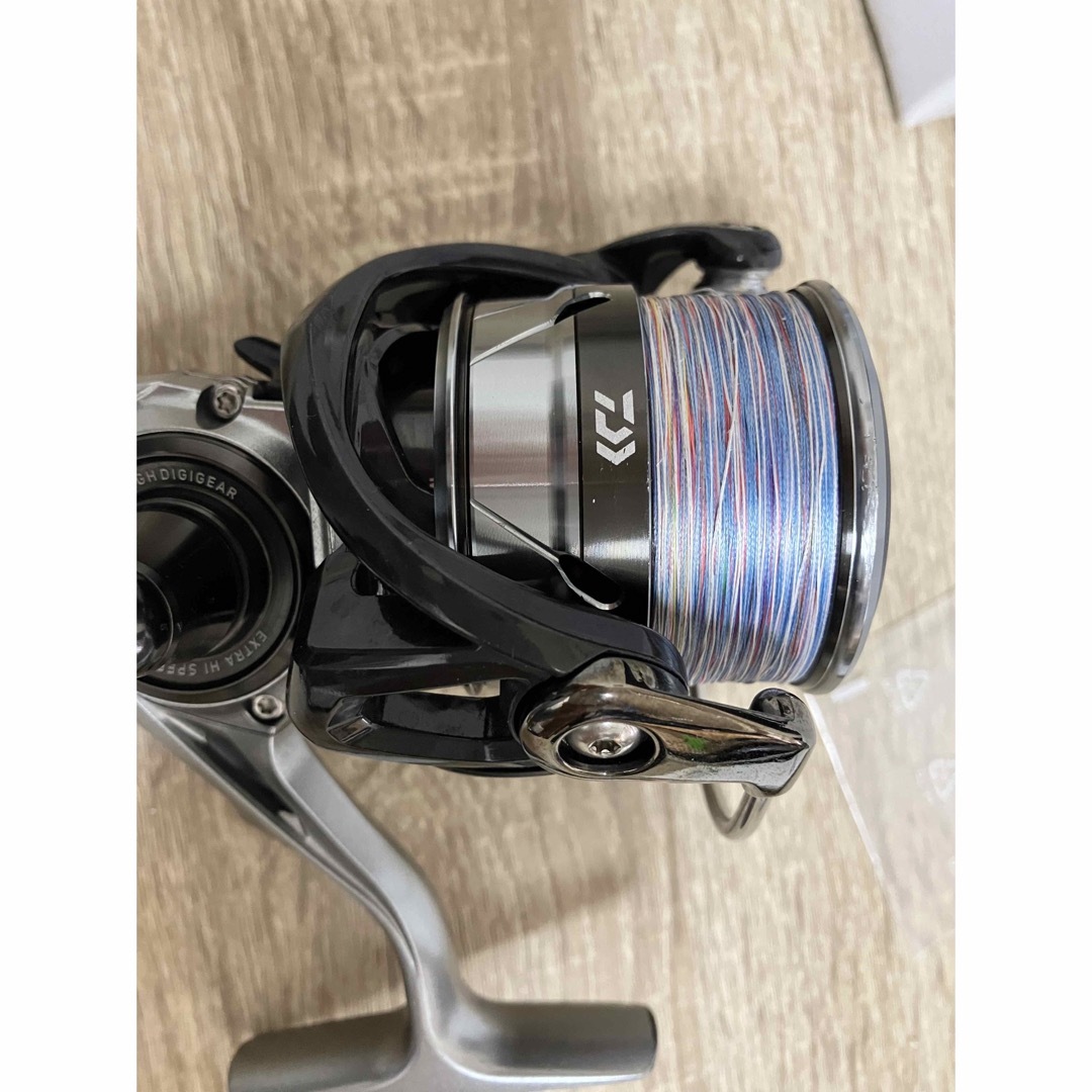 DAIWA(ダイワ)のダイワ Daiwa リール 18カルディア LT 4000－CXH スピニング スポーツ/アウトドアのフィッシング(リール)の商品写真