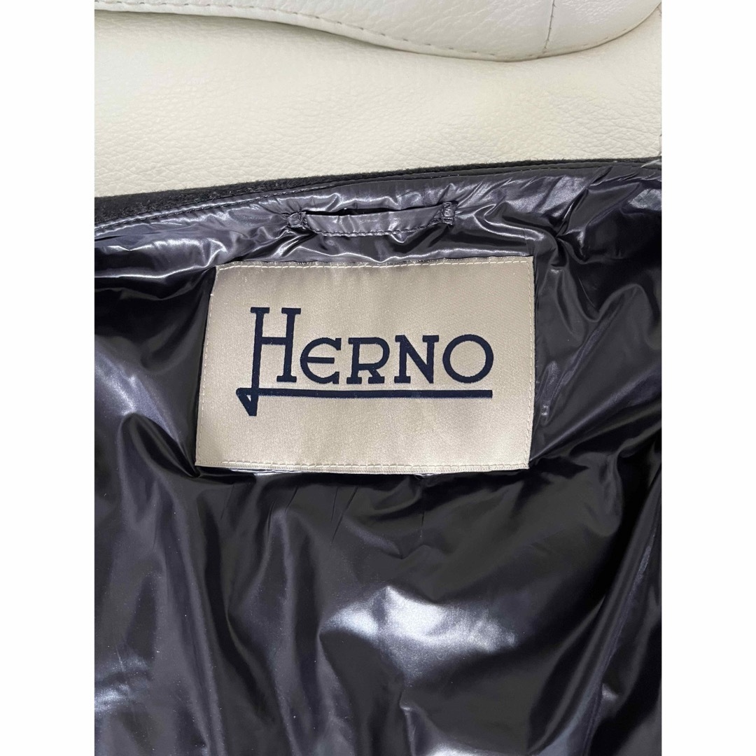 HERNO(ヘルノ)のHFRNO黒ダウン✖️ウールコート　40 レディースのジャケット/アウター(ダウンコート)の商品写真