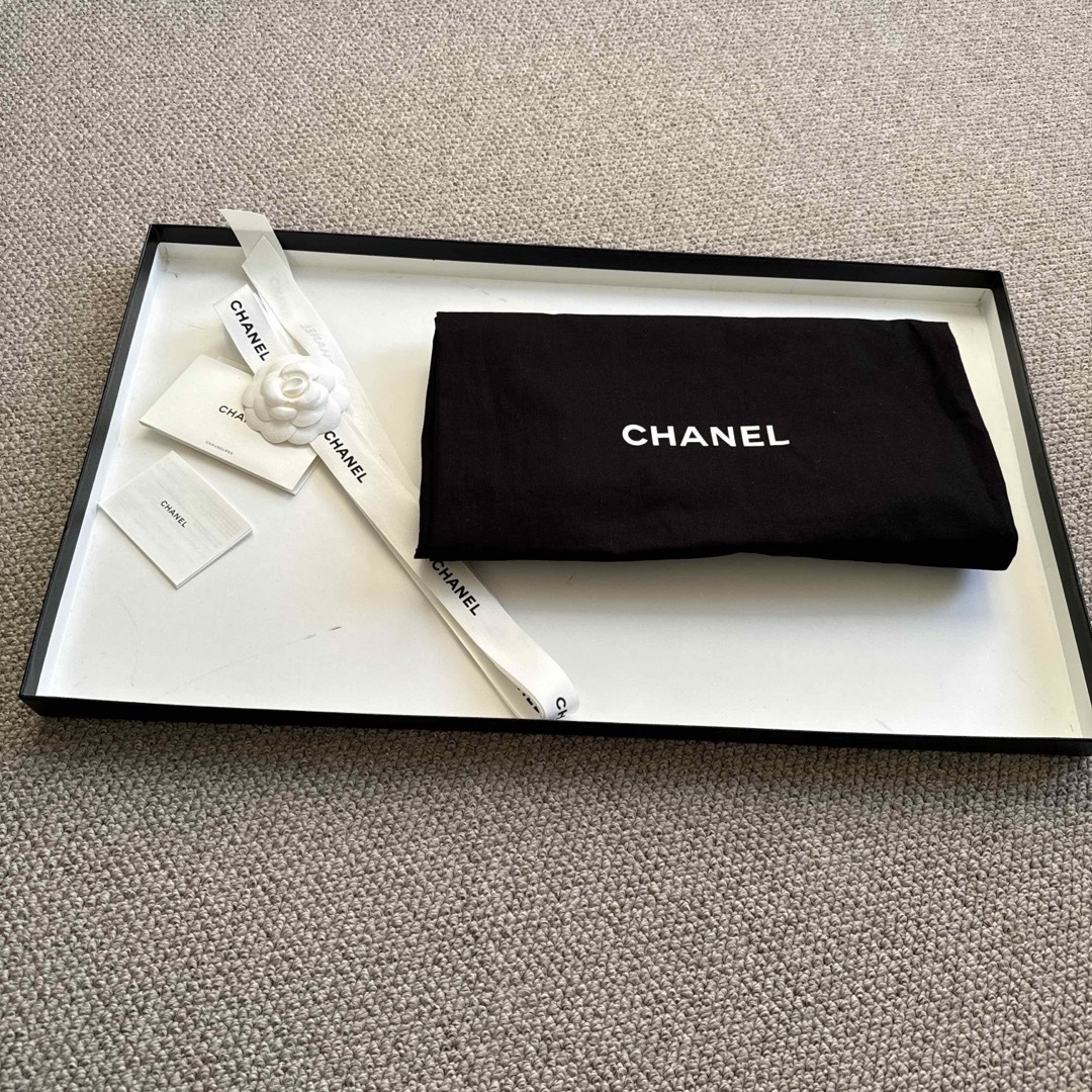 CHANEL(シャネル)の新品未使用　シャネルロングブーツ レディースの靴/シューズ(ブーツ)の商品写真