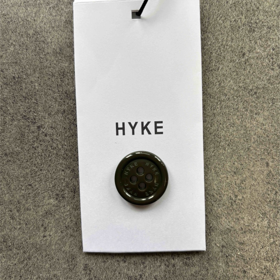 HYKE(ハイク)のHYKE【ハイク】QUIL TED LINER COAT (KHAKI) レディースのジャケット/アウター(ノーカラージャケット)の商品写真