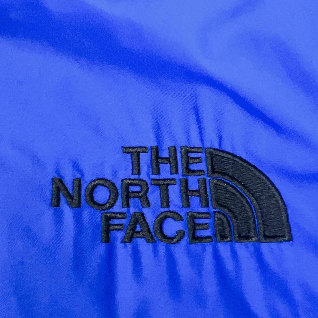 THE NORTH FACE(ザノースフェイス)のノースフェイス　中綿ジャケット　ワンポイント　ブルゾン　古着　ブルー　M メンズのジャケット/アウター(ブルゾン)の商品写真