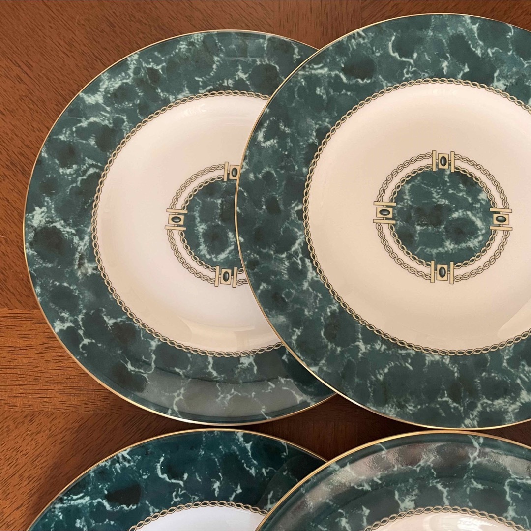 Royal Worcester(ロイヤルウースター)の【希少品】ロイヤルウースター★メディチグリーン★デザート皿　6枚 インテリア/住まい/日用品のキッチン/食器(食器)の商品写真