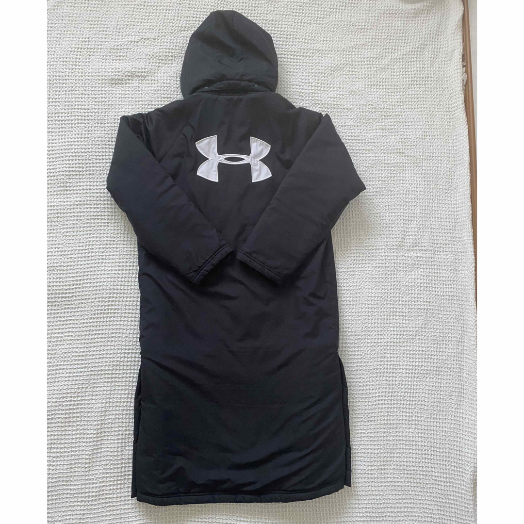 UNDER ARMOUR(アンダーアーマー)の【YXL】アンダーアーマー　ベンチコート キッズ/ベビー/マタニティのキッズ服男の子用(90cm~)(コート)の商品写真