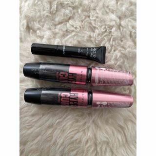 メイベリン(MAYBELLINE)の(新品)メイベリンマスカラブラウン二本　シャネルマスカラ付(マスカラ)