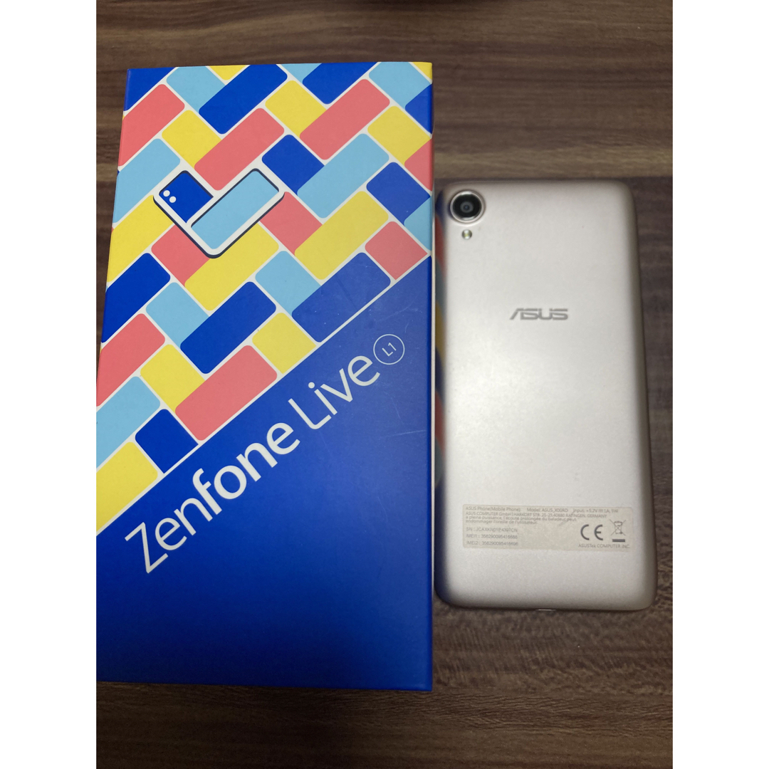 ASUS(エイスース)のZenfone Live L1  スマホ/家電/カメラのスマートフォン/携帯電話(スマートフォン本体)の商品写真