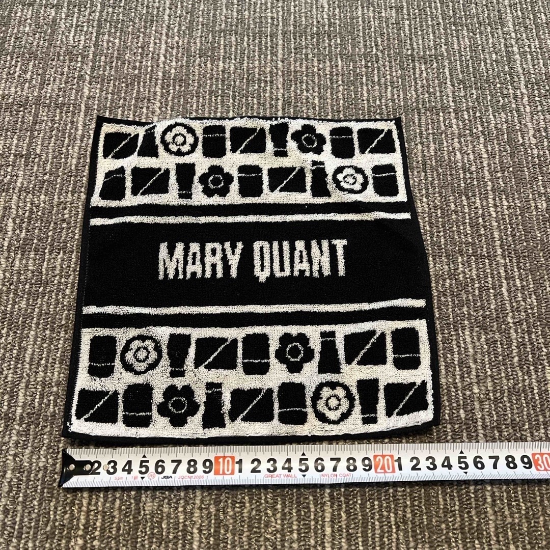 MARY QUANT(マリークワント)のマリークワント ポーチ＆タオルセット レディースのファッション小物(ポーチ)の商品写真