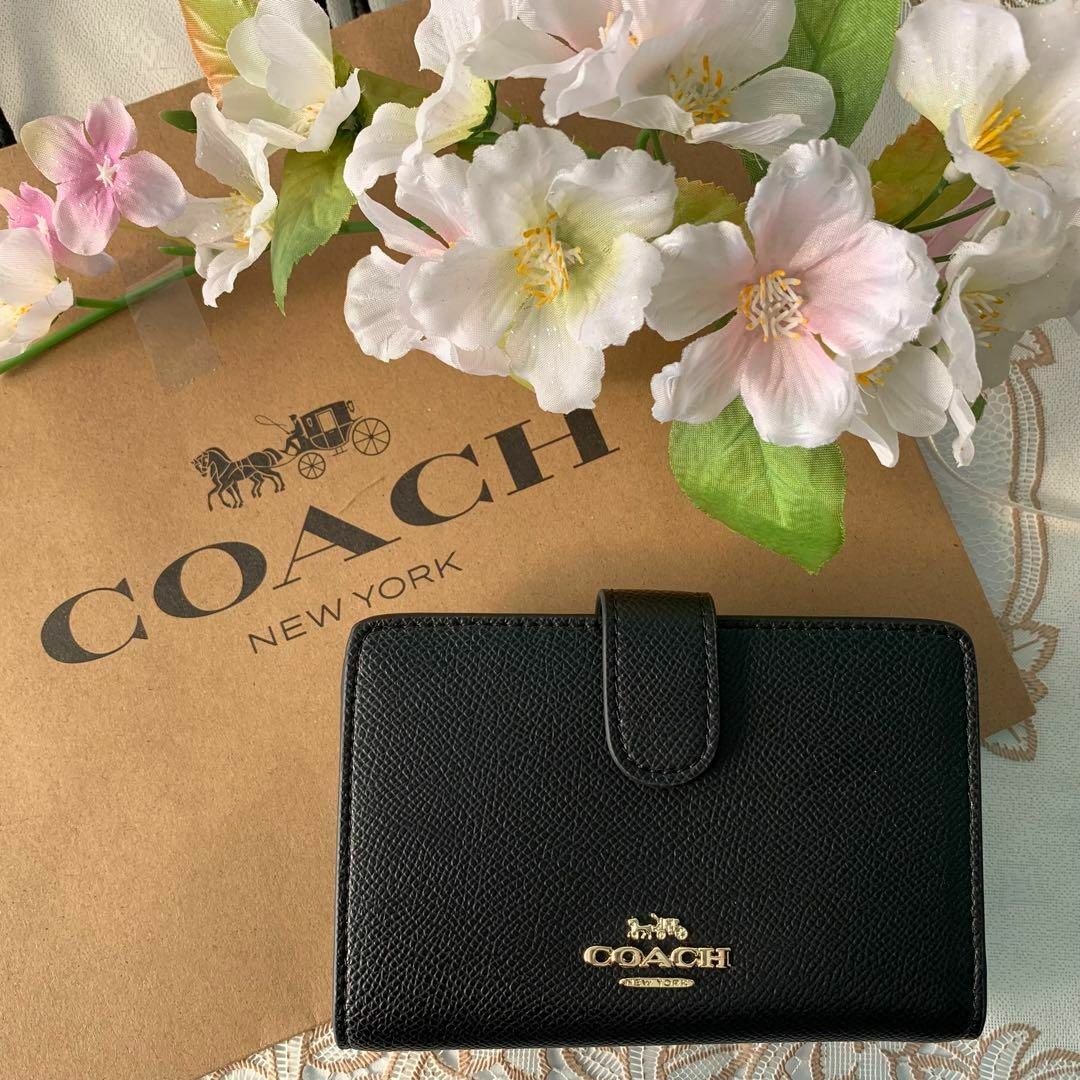 新作商品 COACH シンプル ブラック 二つ折り | artfive.co.jp