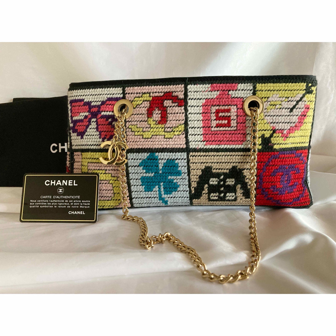 CHANEL - 美品♡CHANEL シャネル アイコン 刺繍 パッチワーク CHANEL - 美品♡CHANEL シャネル アイコン 刺繍 パッチワーク