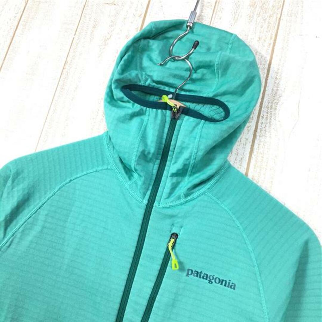 patagonia(パタゴニア)のWOMENs S  パタゴニア R1 フーディ R1 HOODY レギュレーター ポーラテック パワーグリッド フリース ジャケット プルオーバー PATAGONIA 40076 AQST グリーン系 レディースのファッション小物(その他)の商品写真