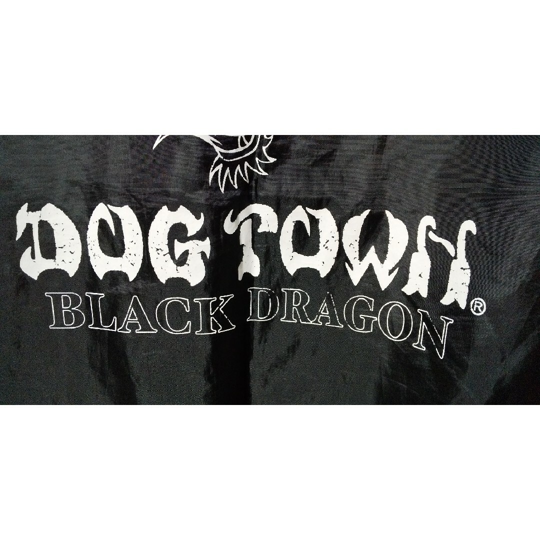 DOG TOWN(ドッグタウン)のドッグタウン　ナイロンジャケット　ウインドブレーカー　黒龍　XLサイズ メンズのジャケット/アウター(ナイロンジャケット)の商品写真