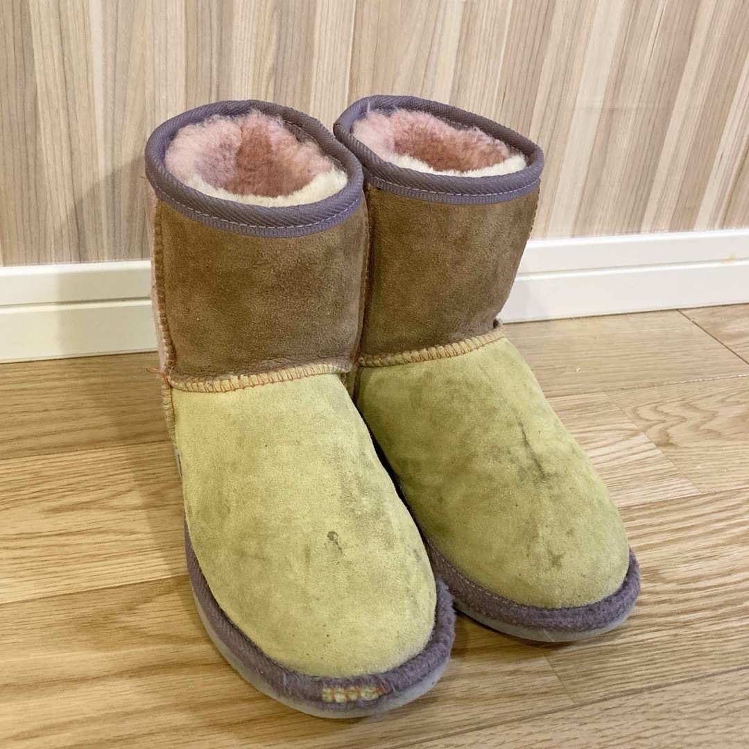 【新品、未使用】UGG  ムートン　ブーツ　匿名配送❤︎