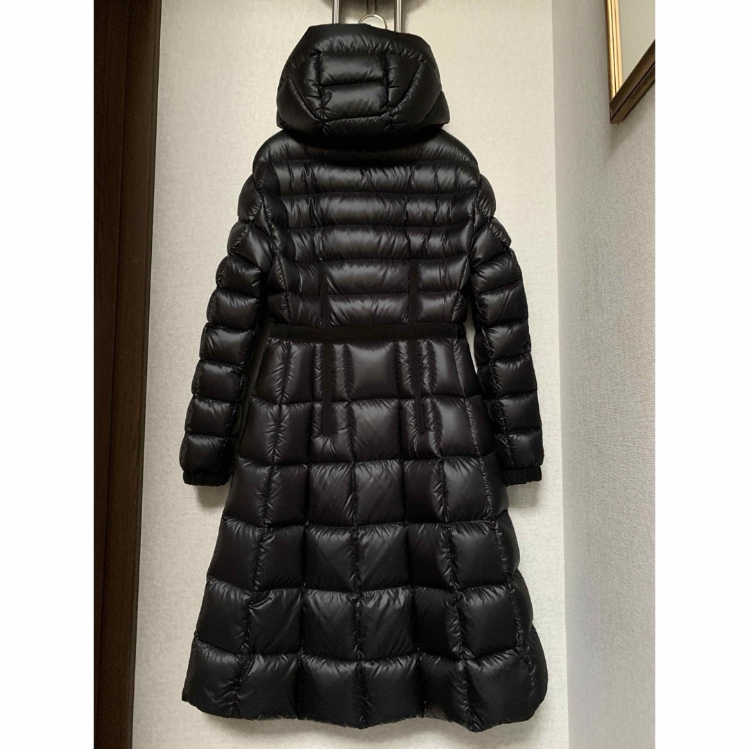 MONCLER(モンクレール)のモンクレール希少CANTACHE 2022AW ロングダウンコート00新品同様 レディースのジャケット/アウター(ダウンコート)の商品写真