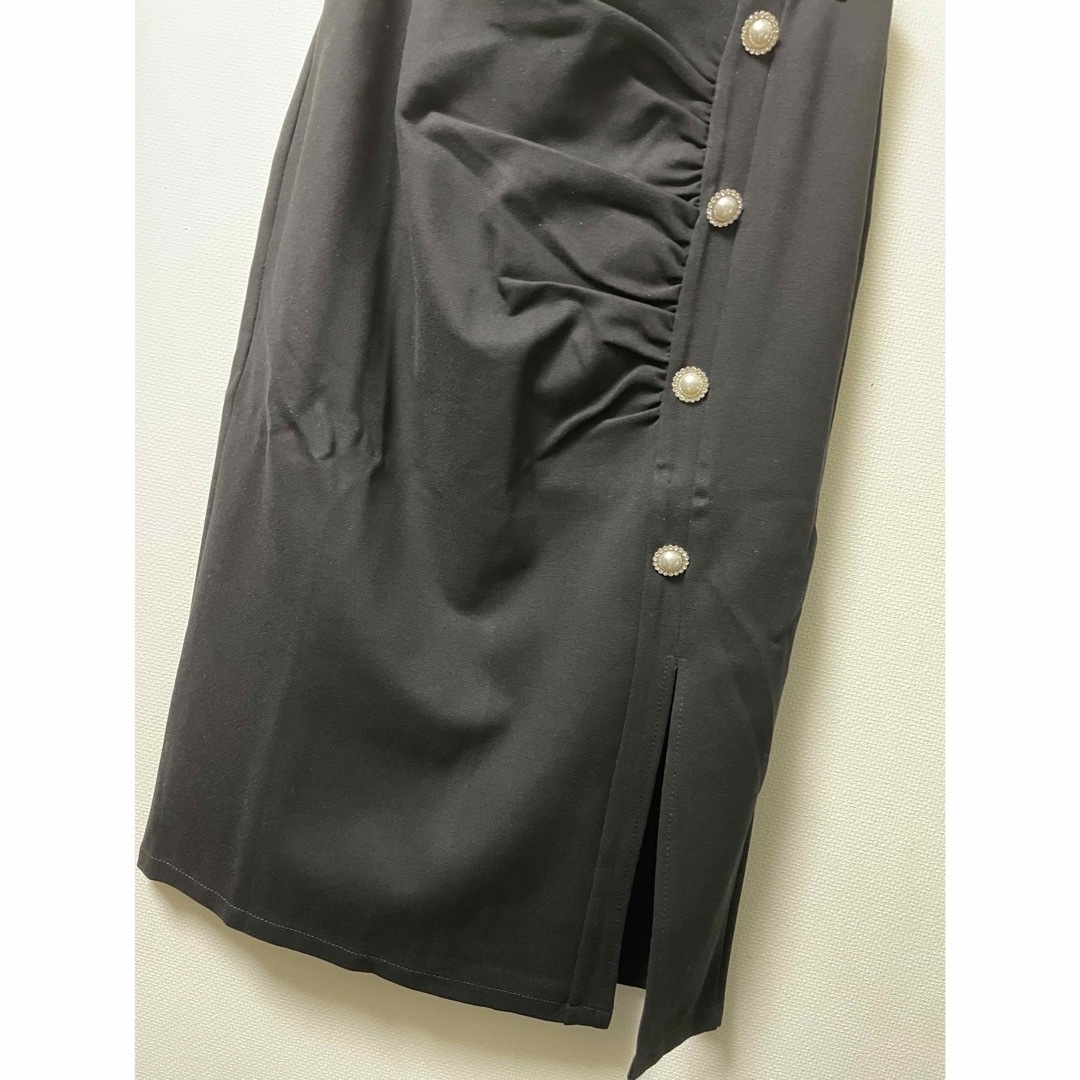 美品 Tika サテン長袖ブラウス＆タイトスカートのセットアップ L レディースのフォーマル/ドレス(その他)の商品写真