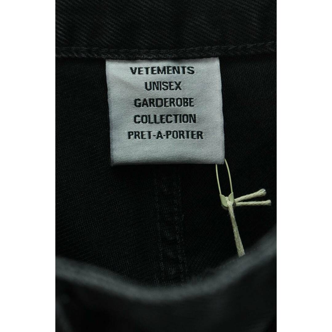 VETEMENTS(ヴェトモン)のヴェトモン  24SS  UE64PA130B ウォッシュクラッシュ加工ビッグシェイプデニムパンツ メンズ 30 メンズのパンツ(デニム/ジーンズ)の商品写真