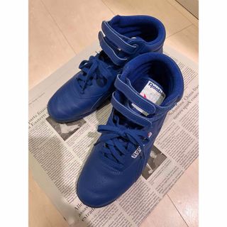 リーボック(Reebok)のリーボック❤️フリースタイル ハイカット＊ブルー　(スニーカー)