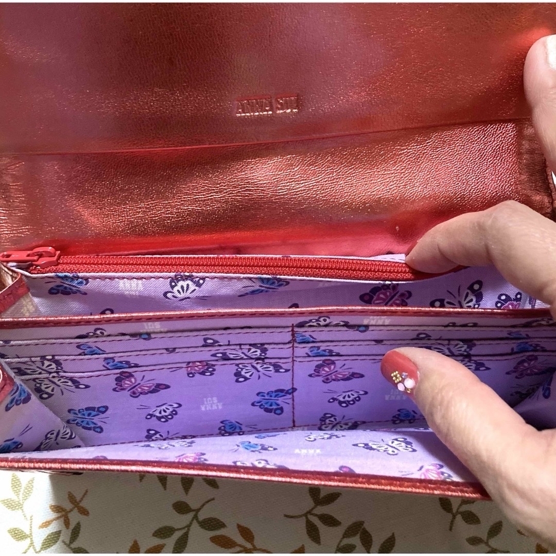 ANNA SUI - ANNA SUI☆長財布☆口金☆がま口☆中古良品☆赤 ANNA SUI - ANNA SUI☆長財布☆口金☆がま口☆中古良品☆赤