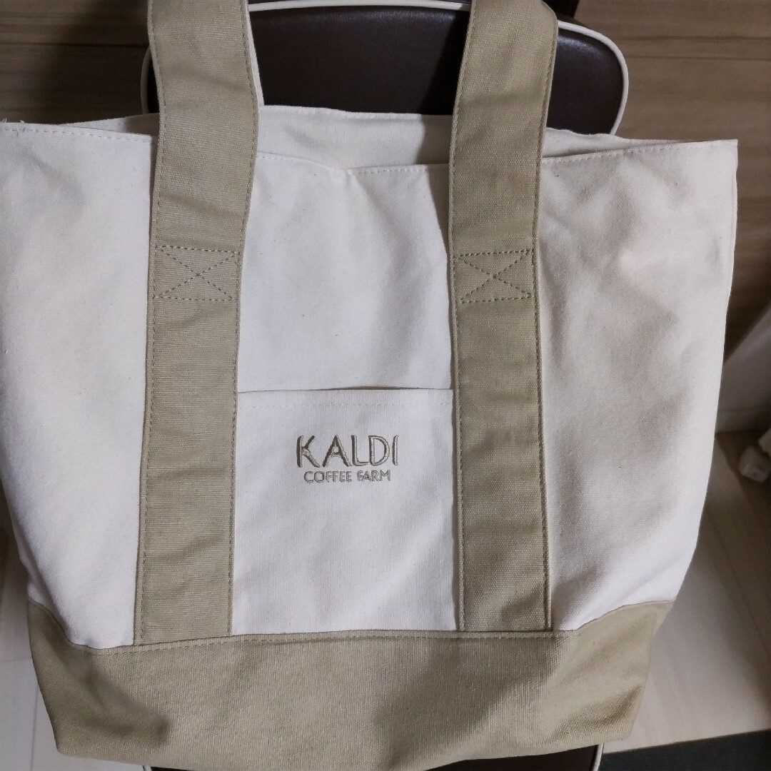 KALDI(カルディ)のカルディ　福袋のトートバッグ エンタメ/ホビーのコレクション(ノベルティグッズ)の商品写真