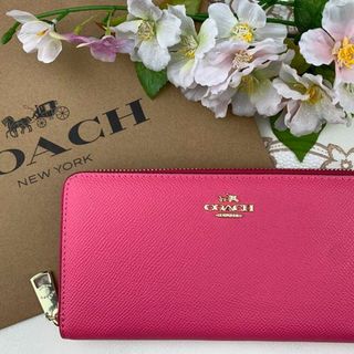 コーチ(COACH)のCOACH シンプル パッションピンク 外側ポケット(財布)