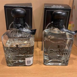 DonJulio テキーラ 70周年記念品　ドンフリオ  2本セット(蒸留酒/スピリッツ)