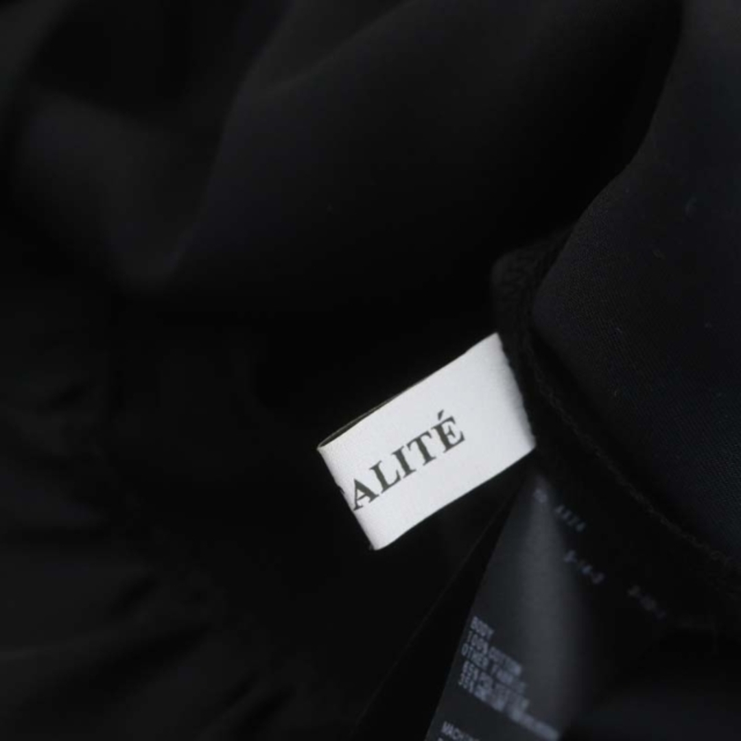 La TOTALITE(ラトータリテ)のラ トータリテ 23SS ペプラムプルオーバー カットソー 半袖 黒 ブラック レディースのトップス(カットソー(半袖/袖なし))の商品写真