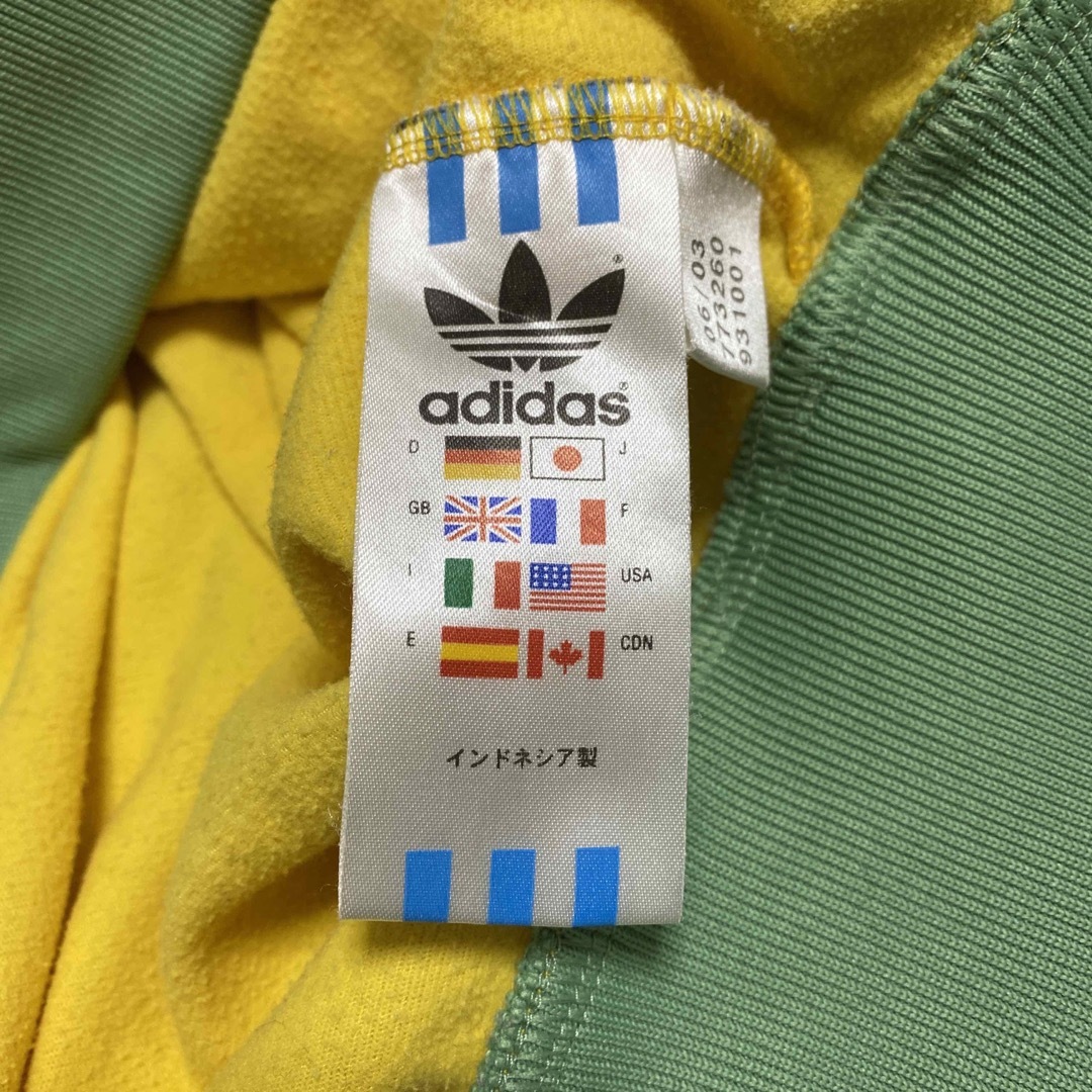 adidas(アディダス)の90s 万国旗タグ XLサイズ アディダス ジャージ トラックジャケット メンズのトップス(ジャージ)の商品写真