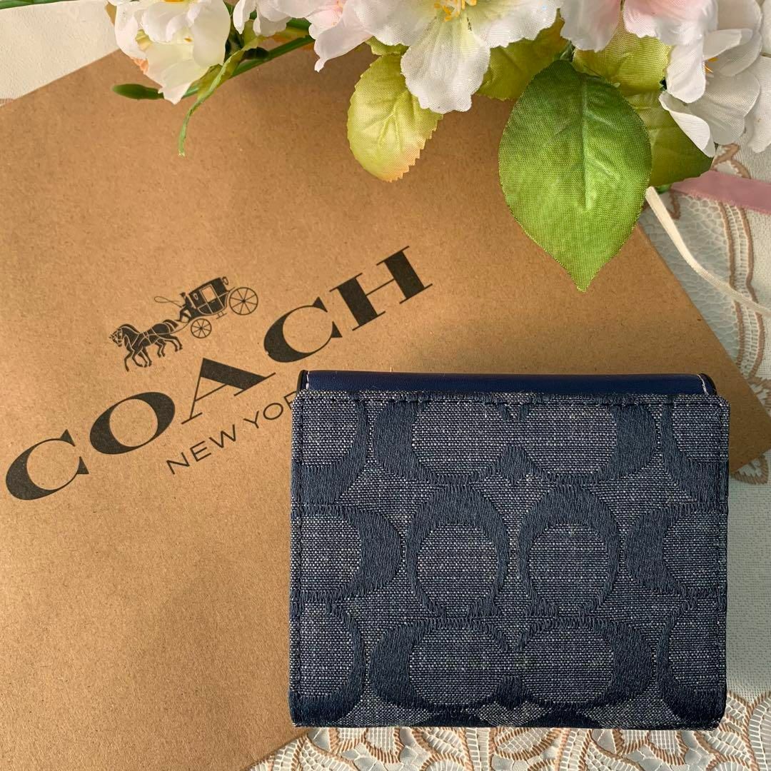 COACH(コーチ)のCOACH コーチ カラーブロック デニム ブルー レディースのファッション小物(財布)の商品写真