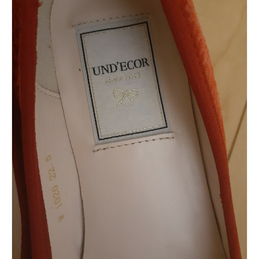 【新品】 UND'ECOR 22.5 リボンパンプス　自宅保管品 レディースの靴/シューズ(ハイヒール/パンプス)の商品写真