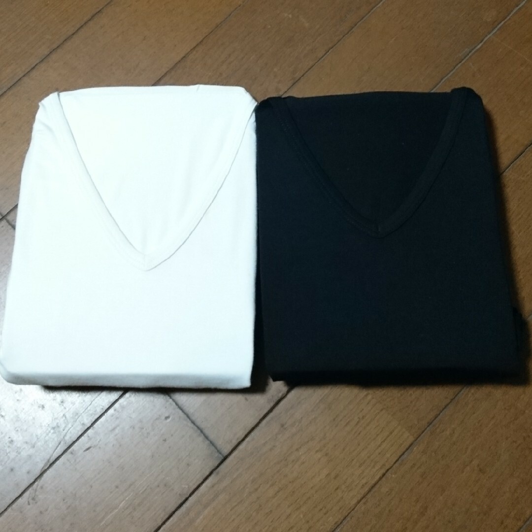 UNIQLO(ユニクロ)のユニクロ UNIQLO ヒートテック VネックT(九分袖)2枚 メンズのトップス(Tシャツ/カットソー(七分/長袖))の商品写真