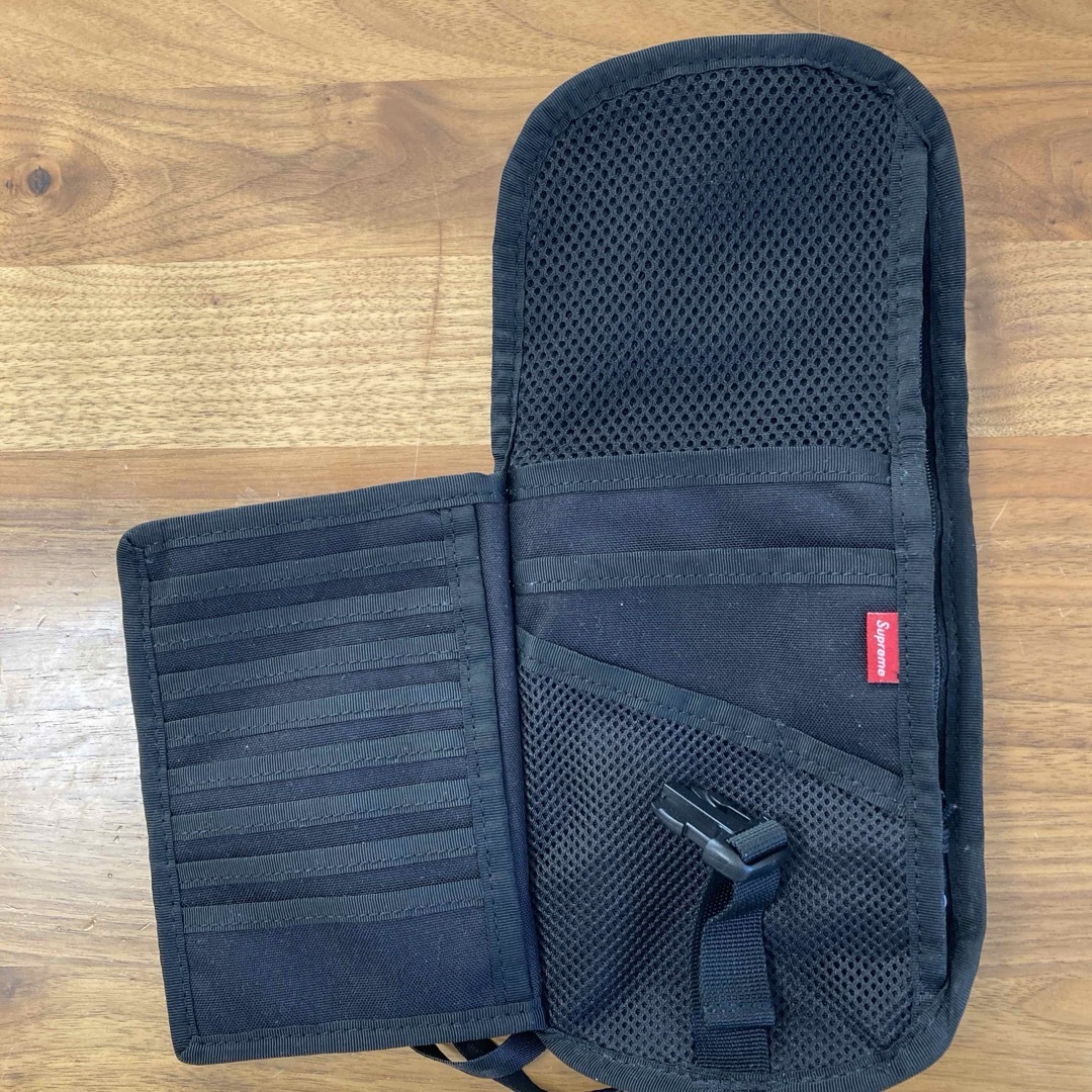 Supreme(シュプリーム)のSUPREME THE NORTH FACE RTG UTILITY POUCH メンズのバッグ(ショルダーバッグ)の商品写真