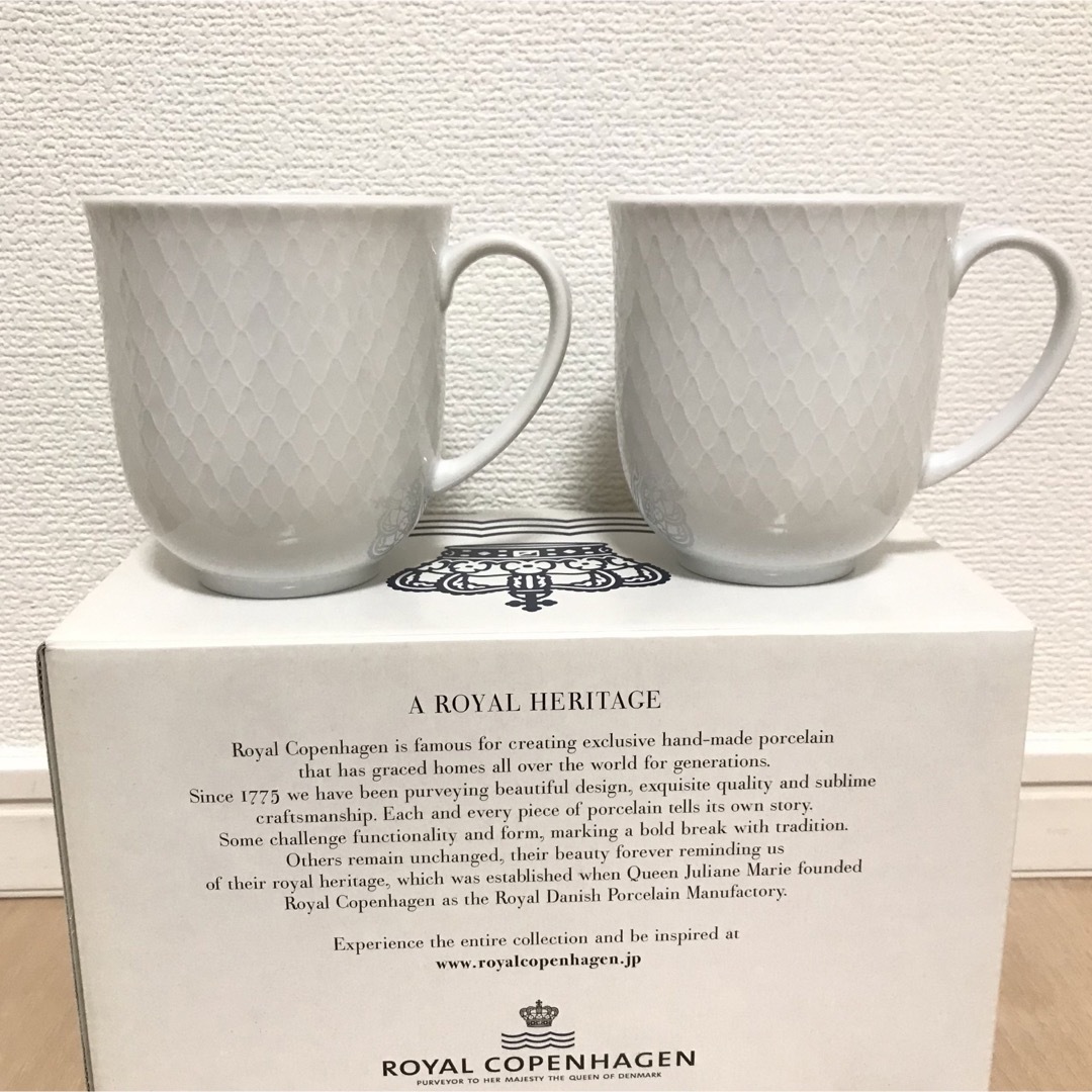 ROYAL COPENHAGEN(ロイヤルコペンハーゲン)の【新品】Royal Copenhagen マグカップ ペア インテリア/住まい/日用品のキッチン/食器(グラス/カップ)の商品写真