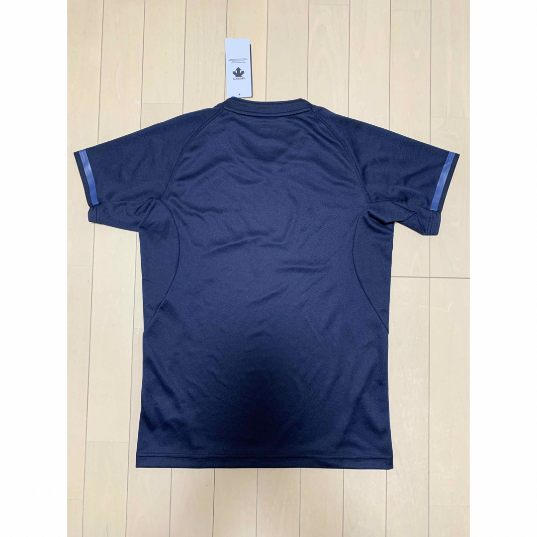 DESCENTE(デサント)の【新品】デサント半袖Tシャツ◆SKY-Gメンズ ネイビー紺色◆バレー◆匿名配送 メンズのトップス(Tシャツ/カットソー(半袖/袖なし))の商品写真