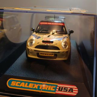 ビーエムダブリュー(BMW)のスロットカー SCALEXTRIC MINI Cooper S　1/32(ミニカー)