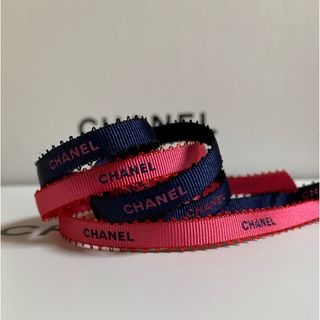 シャネル(CHANEL)の8mm幅 CHANEL ラッピング リボン ピンク&ネイビー 2m(ラッピング/包装)