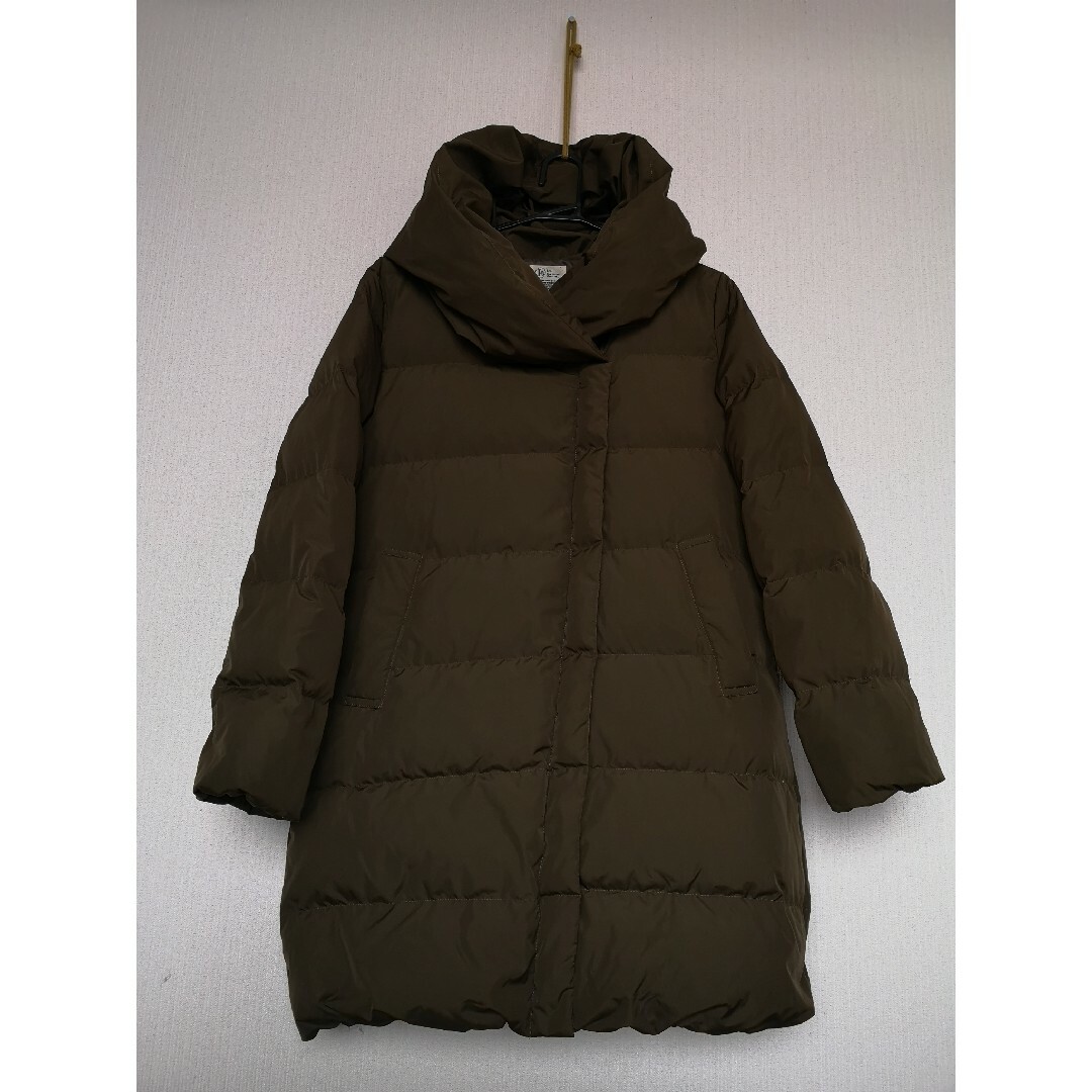 Lbc(エルビーシー)のLBC　フード付きダウンジャケットコート　カーキ系　Mサイズ レディースのジャケット/アウター(ダウンジャケット)の商品写真