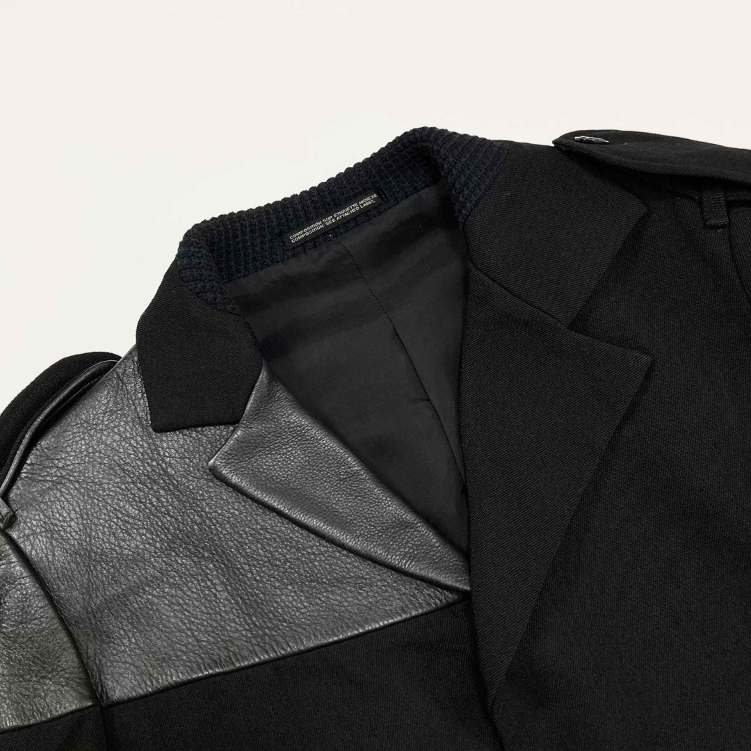 Yohji Yamamoto(ヨウジヤマモト)のヨウジヤマモト02AW ウールツイル レザー切替 スナップ釦 ジャケット 黒2 レディースのジャケット/アウター(その他)の商品写真