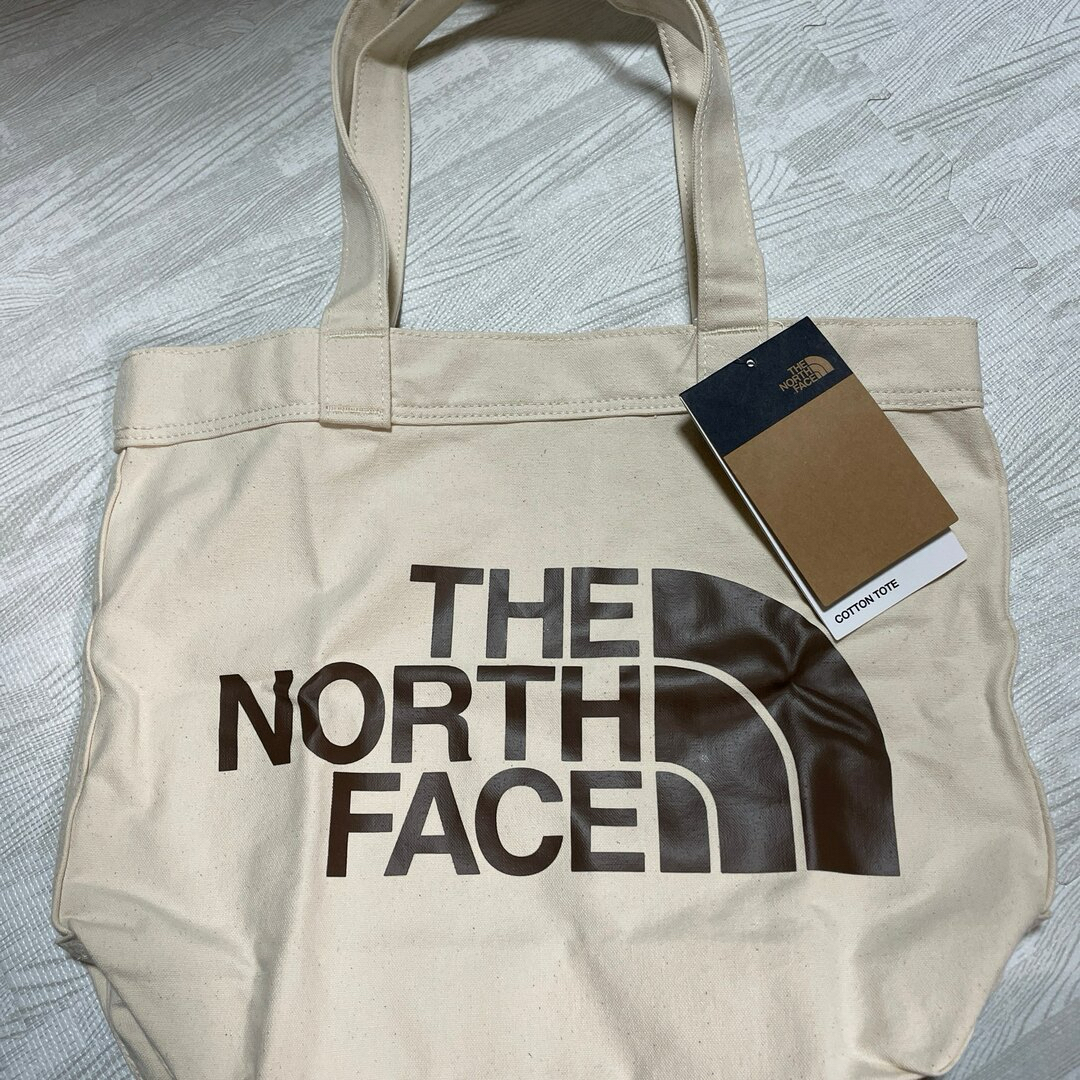 THE NORTH FACE(ザノースフェイス)のノースフェイストートバッグ レディースのバッグ(トートバッグ)の商品写真