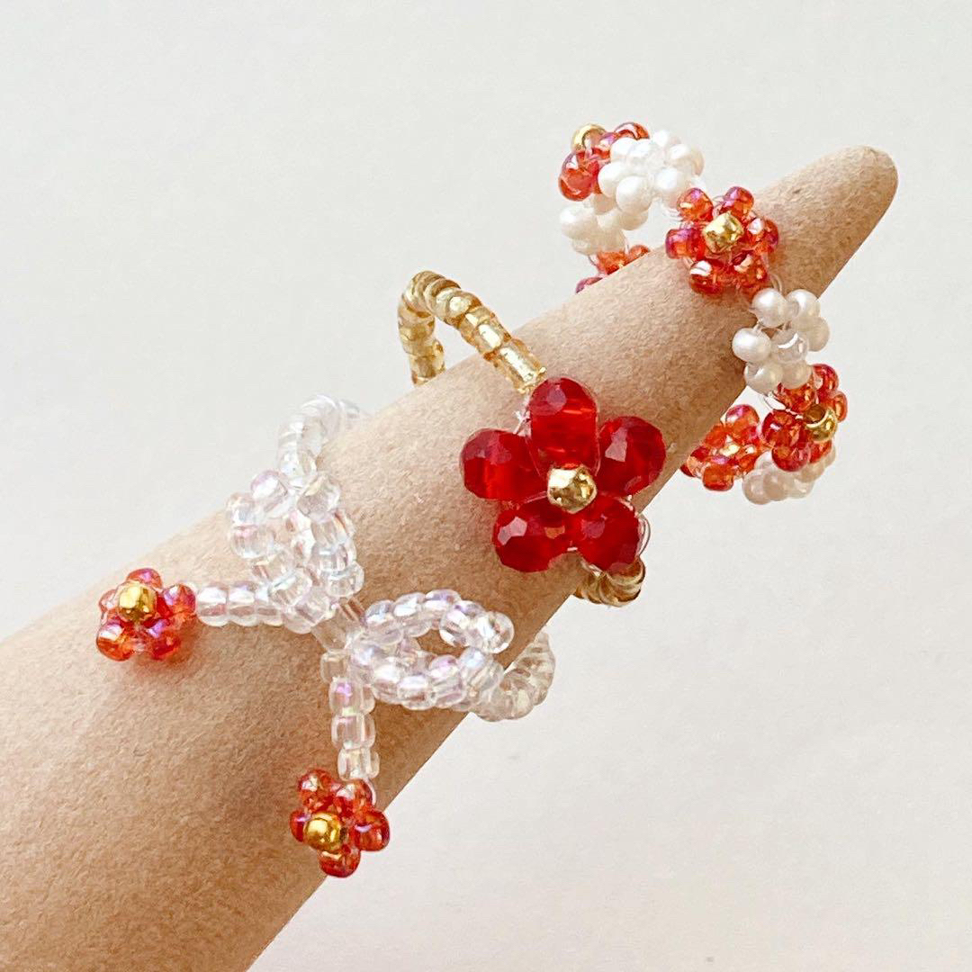 【送料無料】Flower×Ribbon りぼんとお花　ビーズリング　3点セット ハンドメイドのアクセサリー(リング)の商品写真