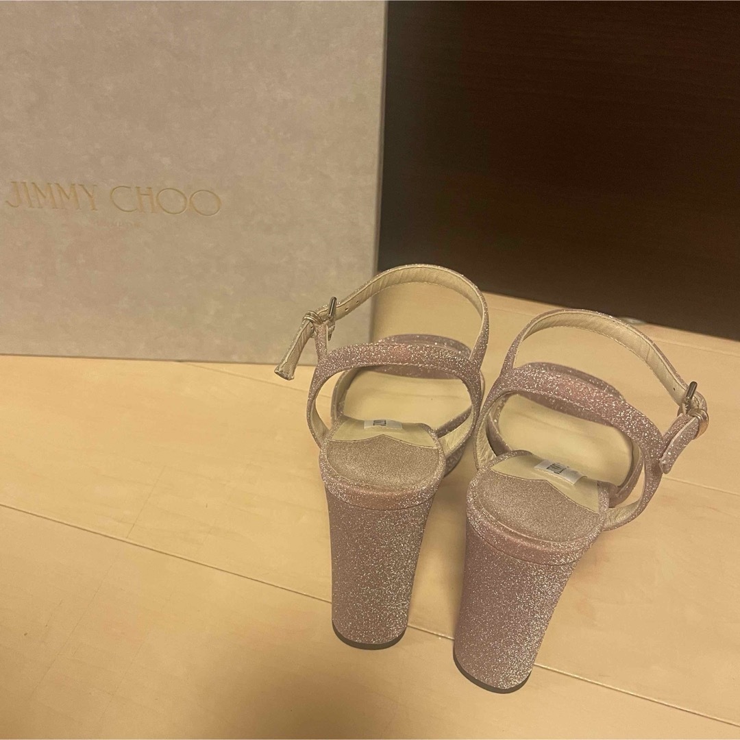 JIMMY CHOO(ジミーチュウ)のJimmy Choo ピンク グリッターサンダル レディースの靴/シューズ(ハイヒール/パンプス)の商品写真