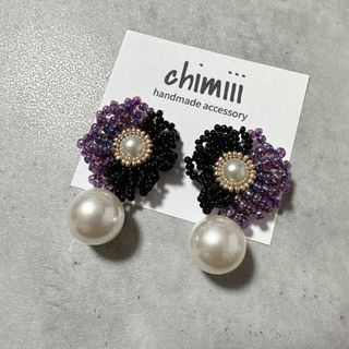 No.379 ハンドメイド　フラワー　パール　ビーズ刺繍　ピアス　イヤリング(ピアス)