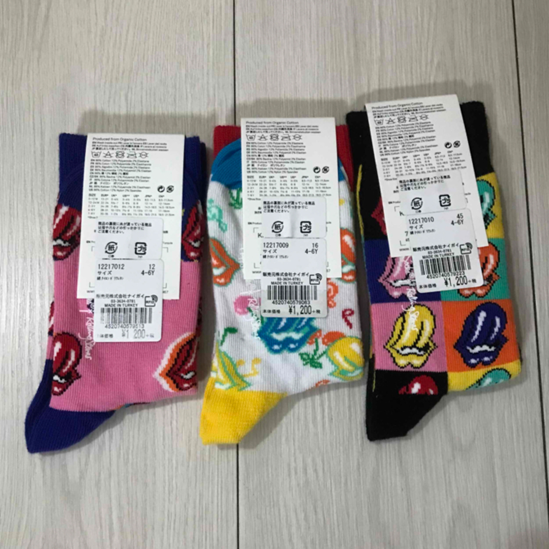 Happy Socks(ハッピーソックス)のハッピーソックス☆キッズ☆ローリングストーンズ3足セット キッズ/ベビー/マタニティのこども用ファッション小物(靴下/タイツ)の商品写真