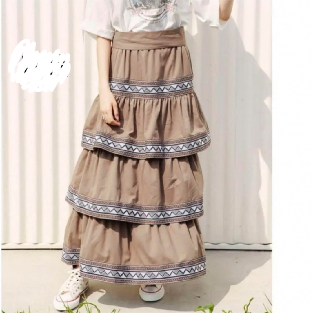ALEXIA STAM(アリシアスタン)のALEXIASTAM ネイティブ刺繍エンブロイダリー ティアードロング スカート レディースのスカート(ロングスカート)の商品写真