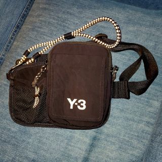 ワイスリー(Y-3)のY-3アシンメトリーボディバッグ(ボディーバッグ)